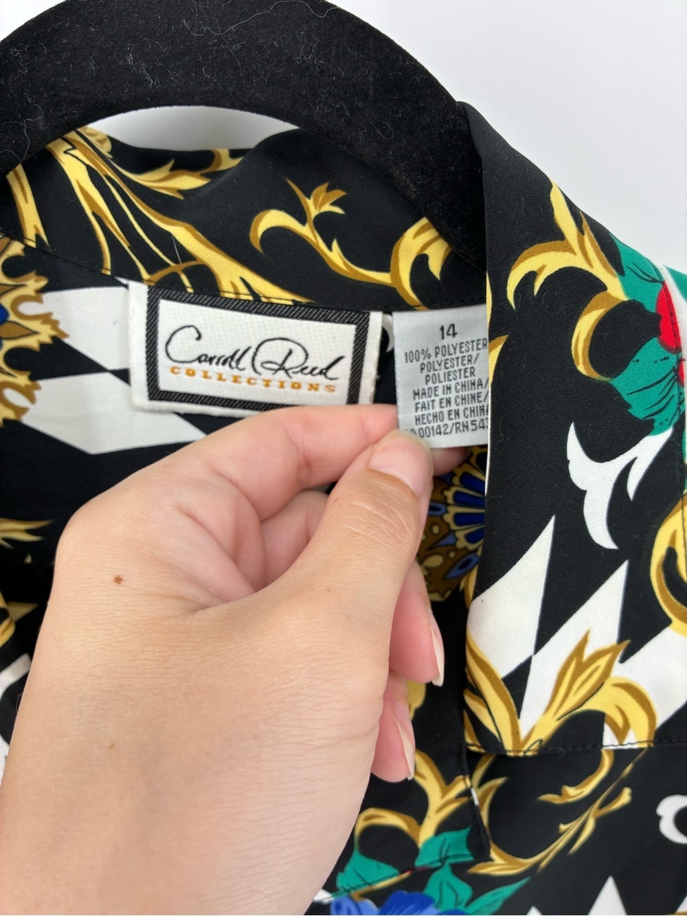 VINTAGE!! Carroll Reed Colorful Floral Bold Patterned Blouse Button Up - Picture 3 of 8